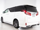 ★展示前点検実施★特殊な機材も用いて、全車点検を実施しております!