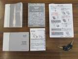 おクルマ取扱説明書&ナビの説明書&メンテナンスノートすべて揃っていますのでご安心です!リモコンキー(キーレス)★集中ドアロック機能付きで、リモコンのボタン一つで全ドアのロック・アンロックが可能です。