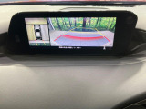 【360&deg;ビューモニター】専用のカメラにより、上から見下ろしたような視点で360度クルマの周囲を確認することができます☆死角部分も確認しやすく、狭い場所での切り返しや駐車もスムーズに行えます。
