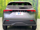 安心の最長10年・走行無制限保証(有償)をご用意。保証内容も充実はもちろん、無料点検&オイル交換や、年中無休の全国・24時間ロードサービスも付帯されておりますのでご安心下さい。