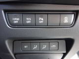 【2Wayドライビングポジションメモリー機能】お二人のシートパターンを記憶することができますので、運転時はボタン一つでシート調節できますね。