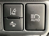 その他にも各種保険、お車の買取(T-UP)、JAF、TSカード、携帯電話などの取扱いをしております。詳しくはスタッフにお尋ねください。