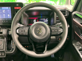 【純正革巻きステアリング】上質な革を使用することで、手にしっかり馴染みとても運転しやすいハンドルです♪