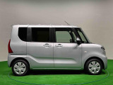 ドアは約90度に開くので荷物も積み込みやすく、乗り降りもしやすい♪ ロングドライブも快適に過ごせる工夫がいっぱいです♪♪