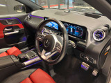 当社専門スタッフによる車のクリーニング済車です。シートやカーペットも除菌、抗菌加工済みです。