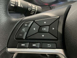 ステアリングスイッチ搭載!ハンドルひとつで手を離さなくても運転中視線をそらさなくても操作が出来て便利です♪