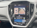 【デジタルマルチビューモニター】車のフロントやサイドのカメラ画像を同時にモニター表示することで、悪路や狭い道を走行時でも周囲の状況確認ができ安心!本格SUVにうれしい装備です♪