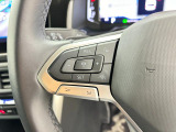 Travel Assist。設定した速度を上限に自動で加減速し、一定の車間距離,およ走行レーンを保つことでロングドライブの疲労を軽減します。
