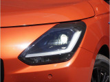 【ヘッドライト】省電力で長寿命の明るく運転しやすいLEDヘッドランプです。明るく照らすので暗い夜道からお客様を守ってくれます。お近くのスズキ自販島根までお越しください。