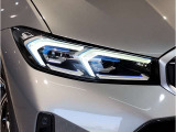 BMWのオートライトは積極的にライトをつけることにより、自車の存在を周囲に向けアピールいたします。それは安全性への配慮でもあります。