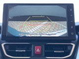 狭い駐車場や立体駐車場などもリアルに映るバックガイドモニター付でラクラク駐車♪