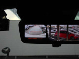 車庫入れの頼もしい味方! バックモニター付いています!!