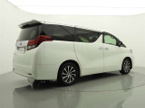 こちらの車両は、ご購入後も継続して安心メンテナンスを提供させていただく為、岐阜県内のお客様への販売・登録に限らせていただきます。