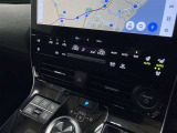 オートエアコン♪お好みの温度に設定するだけで車内を快適空間にしてくれますよ♪