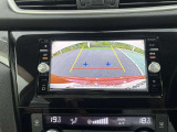 バックモニター付きで楽々駐車
