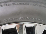 225/55R19    車両装着標準タイヤサイズです。 タイヤのご相談もトヨタモビリティ石川にお任せください