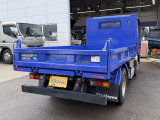 サービスピット完備!車検・一般整備・板金塗装、すべてお任せ下さい!