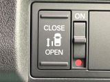 【パワースライドドア】スマートキーや運転席のスイッチでスライドドアの開閉が可能♪電動だから力を入れてドアを開ける必要が無く、小さいお子様でも、重い荷物を持っている時もラクに開け閉めできます♪