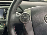 ステアリングスイッチ装備!運転しながら手元でオーディオの操作などができます。