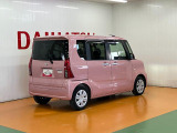 右後ろから