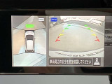 クルマを空から見たような映像が映る、アラウンドビューモニターで、車両周辺の安全確認も一目できます!小さなお子様や障害物も確認できるので、運転のしやすさだけでなく事故防止にも役立ち安心して駐車できます♪