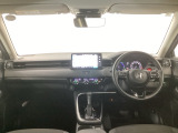 【前方視界】開放的な前方視界!運転がしやすく疲れにくいです♪窓が大きく、見通しがとっても良いおクルマですよ♪