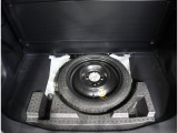 もちろんスペアタイヤや車載工具も完備☆ 万が一のパンクに備えて使用方法もお伝えします!
