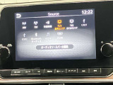 HDMI端子に専用ケーブルを差し込むとナビで動画を楽しめます★