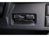 ETC車載器を装備していますので、高速道路の料金所をスムーズに通過。料金もお得になる場合があります。