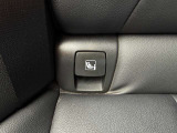 車両の詳細、ご質問につきましては、弊社営業スタッフまでお気軽にご連絡下さいませ。遠方のお客様には実車の詳細画像送信も承ります。お客様からのお問合せをお待ち致しております。