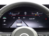 【メーターパネル】素早く車の情報が読み取れる、視認性に優れたシンプルなデザインのメーターパネルです。