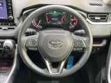 【ステアリングスイッチ】運転中、前方から目線をそらすことなく、オーディオ等の操作が可能な便利機能!安心&快適なドライブを演出してくれます♪