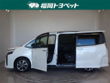両側パワースライドドア付きだから、狭い駐車スペースなどでの 乗り降りラクラク!小さなお子さまのいるご家庭には嬉しい装備。