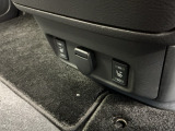 シートヒーター付きです!スイッチを押せば数秒で座面と背もたれが暖かくなり、寒い時期には嬉しい装備です!