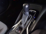 電動パーキングブレーキ・ブレーキホールドを装備してます。ホールド機能は信号待ちが多い一般道で疲労軽減になり、大好評です!