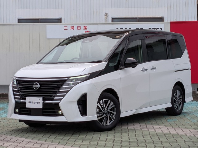 セレナ 1.4 e-POWER ハイウェイスターV