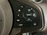 【アダプティブ・クルーズ・コントロール】予め設定した車速内でクルマが自動的に加減速。 前走車との適切な車間距離を維持しながら追従走行し、高速道路でのドライバーの疲労を軽減してくれる嬉しい機能付♪