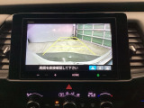 バックモニター付きで車庫入れも安心【カメラアングルは3パターンから選べます】知らない道でも安心して楽しくお出かけができます