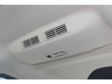 サーキュレーター機能で後席にも送風できるので車内はより快適ですね♪