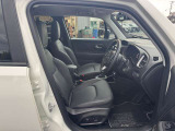 シートヒーター搭載で寒い季節も問題ありません。