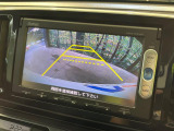 【バックカメラ】駐車時に後方がリアルタイム映像で確認できます。大型商業施設や立体駐車場での駐車時や、夜間のバック時に大活躍!運転スキルに関わらず、今や必須となった装備のひとつです!