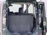 荷室はシートアレンジを行うことで広い荷室にすることが可能です 様々なシーンで活躍できますね