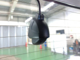 別途SDカードが必要です。