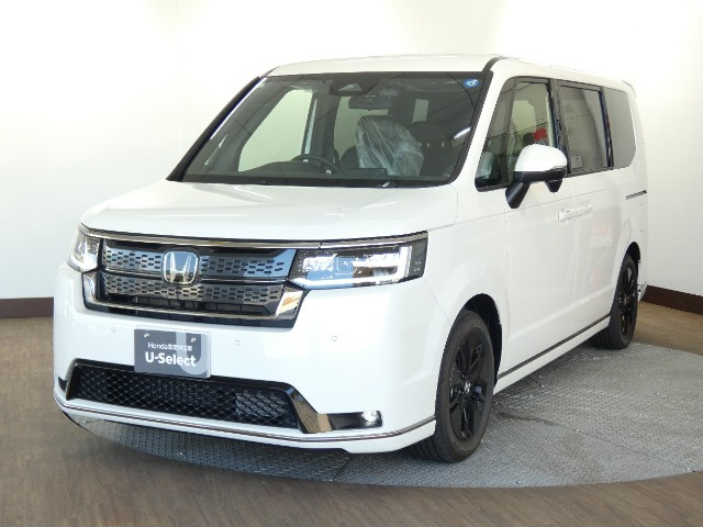 ステップワゴン 2.0 e:HEV スパーダ 30周年特別仕様車 