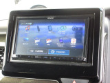 ナビゲーションはケンウッドメモリーナビを装着しております。AM、FM、CD、DVD再生、Bluetooth、フルセグTVがご使用いただけます。初めて訪れた場所でも安心ですね!