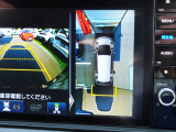 【マルチカメラ】前後左右に付いたカメラ映像をもとに、車を上空から見下ろしたように表示!狭い駐車場での車庫入れや道でのすれ違い時も安心です