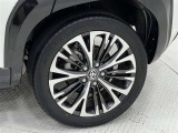 タイヤサイズは215/50R18!純正アルミホイール!納車前の点検時にタイヤ交換させていただきます!