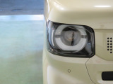 LEDヘッドライトは、点灯の瞬間から光量を発揮し、突然暗くなるトンネルなどでの安定感を高めます。