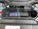 普段のお買い物や通勤、送迎等に十分な荷室スペースを確保しております。