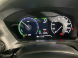 マルチインフォメーションディスプレイです。燃費や走行距離が分かり、半ドアなど車に異常がある際に警告してくれます。